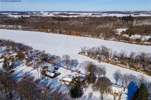 9556 27th Avenue, Eau Claire, WI 54703