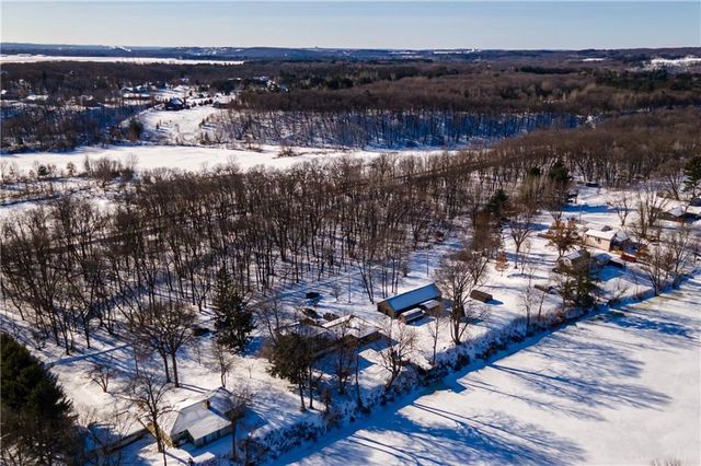 9556 27th Avenue, Eau Claire, WI 54703