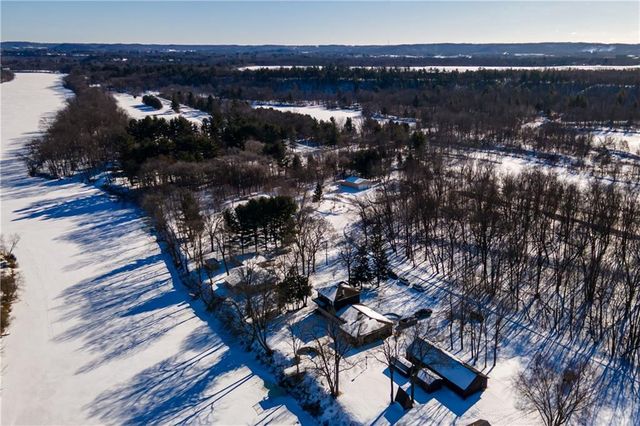 9556 27th Avenue, Eau Claire, WI 54703