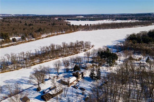 9556 27th Avenue, Eau Claire, WI 54703