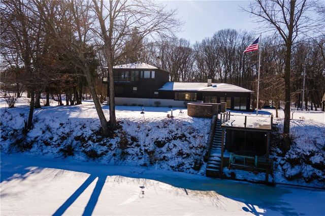 9556 27th Avenue, Eau Claire, WI 54703