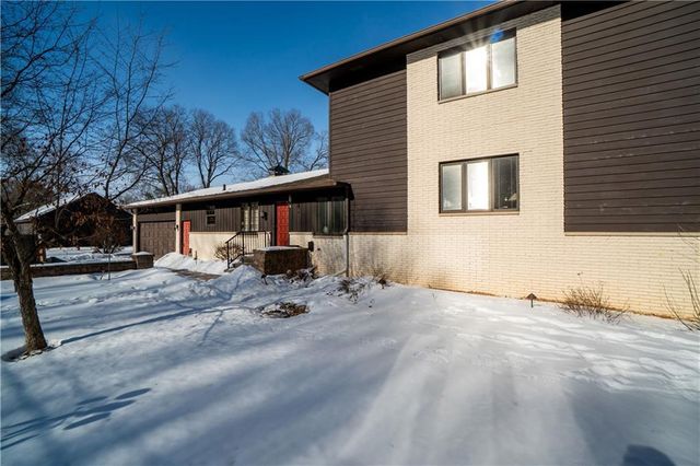 9556 27th Avenue, Eau Claire, WI 54703