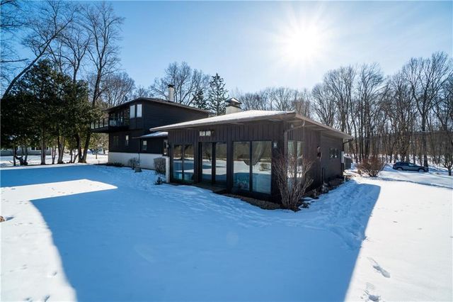 9556 27th Avenue, Eau Claire, WI 54703