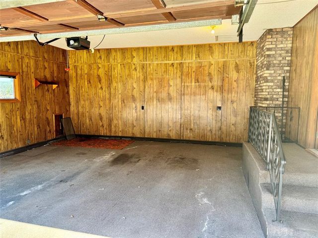 9556 27th Avenue, Eau Claire, WI 54703