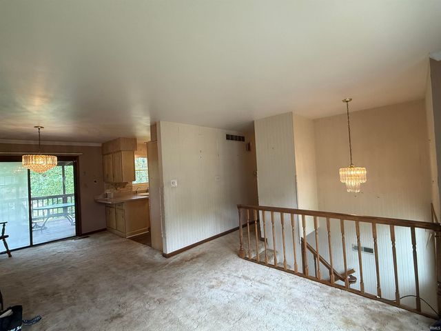 7344 Oakpark Drive, Newburgh, IN 47630