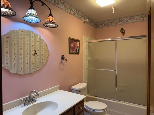 7344 Oakpark Drive, Newburgh, IN 47630