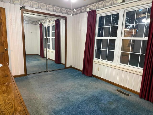 7344 Oakpark Drive, Newburgh, IN 47630