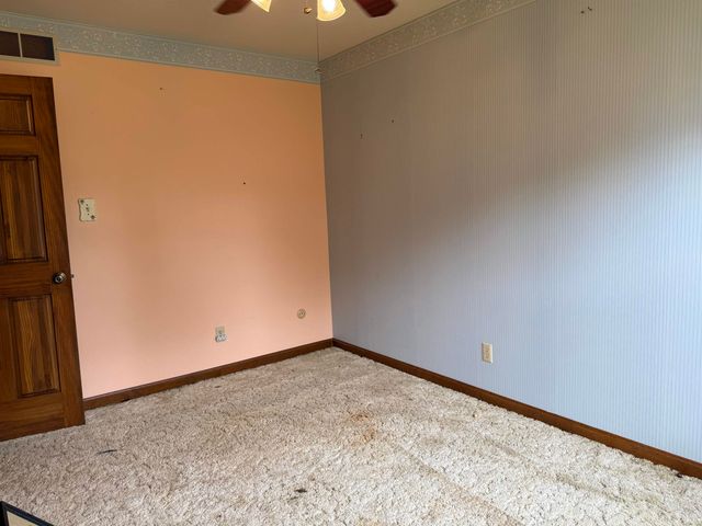 7344 Oakpark Drive, Newburgh, IN 47630