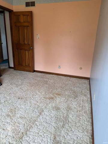 7344 Oakpark Drive, Newburgh, IN 47630