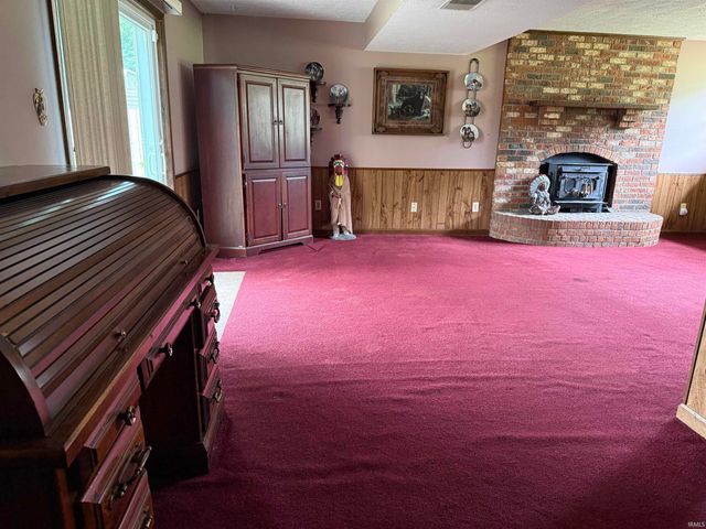 7344 Oakpark Drive, Newburgh, IN 47630