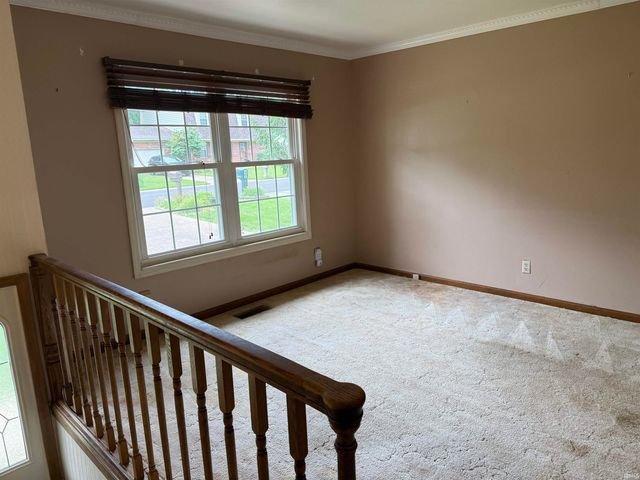 7344 Oakpark Drive, Newburgh, IN 47630