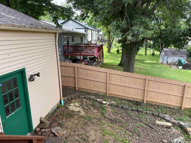 7344 Oakpark Drive, Newburgh, IN 47630