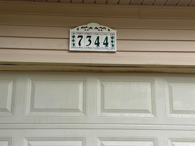 7344 Oakpark Drive, Newburgh, IN 47630