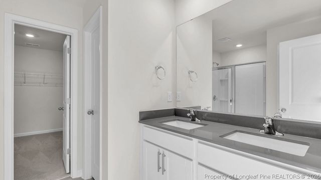 719 Lazy Elm Lane, Aberdeen, NC 28315