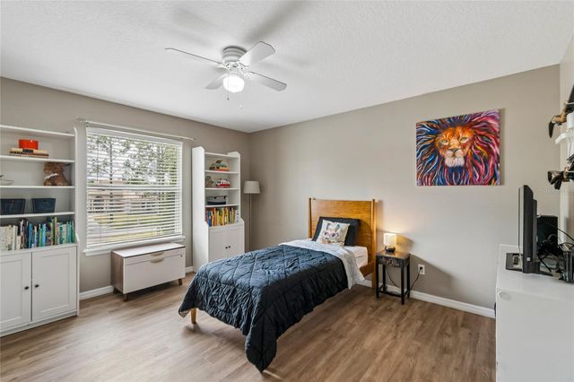 1925 MUSTANG COURT, St Cloud, FL 34771