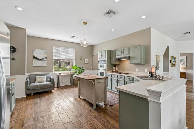 1925 MUSTANG COURT, St Cloud, FL 34771