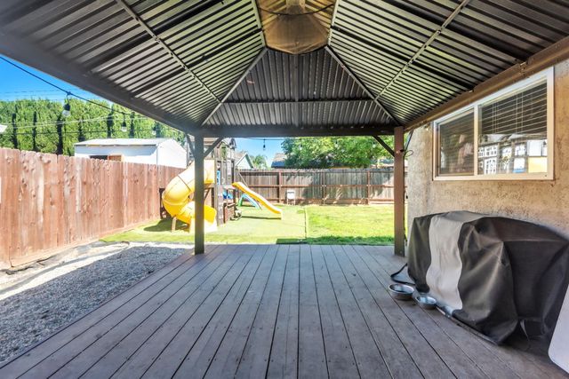 129 Withington Ave, Rio Linda, CA 95673