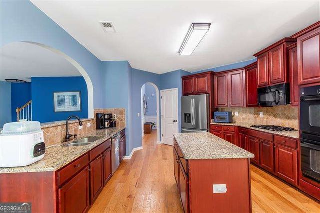 4815 Roosevelt Circle, Cumming, GA 30040
