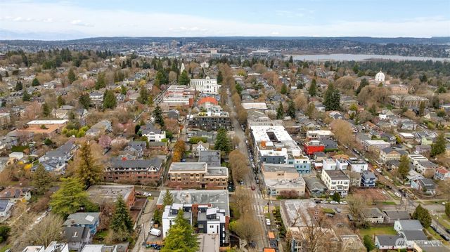 435 19th Avenue E, Seattle, WA 98112