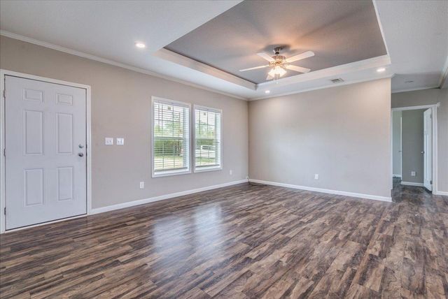 1098 Engelke RD, Buda, TX 78640