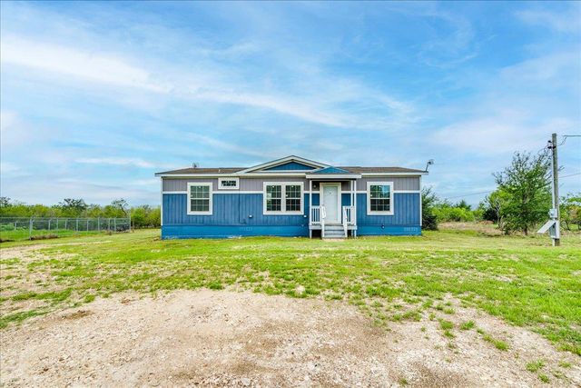 1098 Engelke RD, Buda, TX 78640