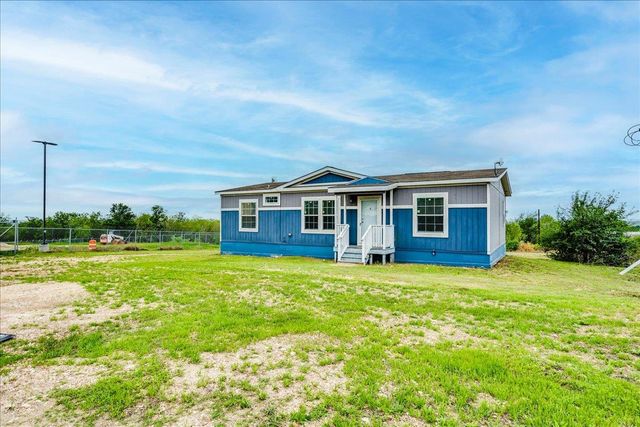 1098 Engelke RD, Buda, TX 78640