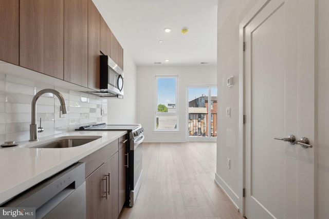 130 W GIRARD AVE #0B-209, Philadelphia, PA 19123