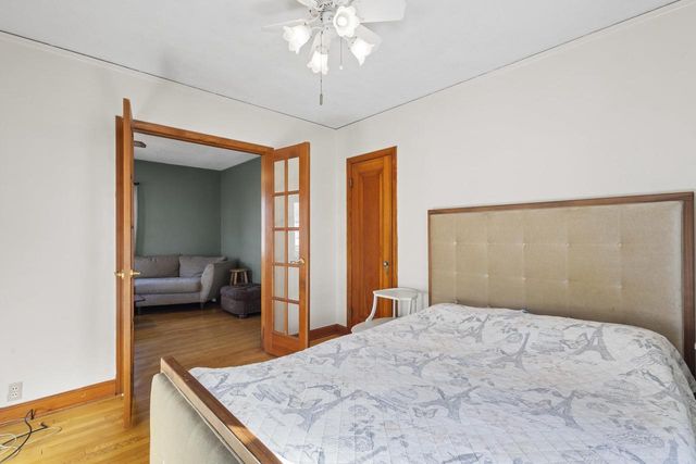 2111 HAMILTON STREET, Manitowoc, WI 54220