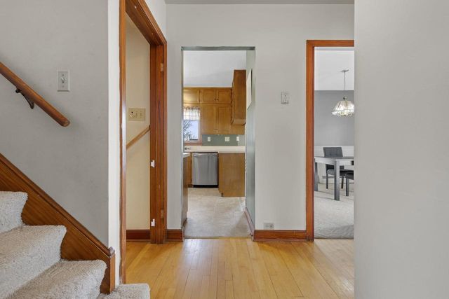 2111 HAMILTON STREET, Manitowoc, WI 54220