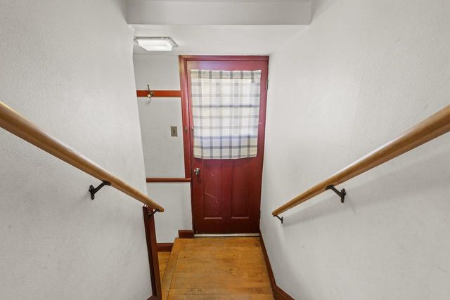 2111 HAMILTON STREET, Manitowoc, WI 54220