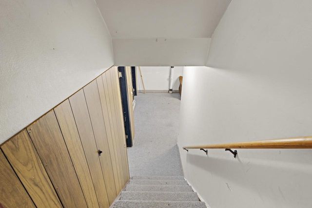 2111 HAMILTON STREET, Manitowoc, WI 54220