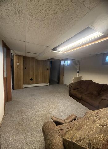 2111 HAMILTON STREET, Manitowoc, WI 54220