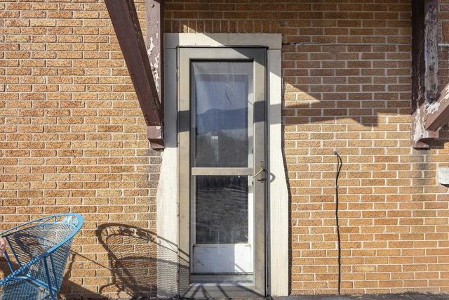 2111 HAMILTON STREET, Manitowoc, WI 54220