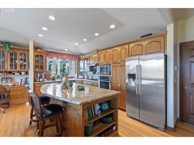 26993 S KINZY Rd, Estacada, OR 97023