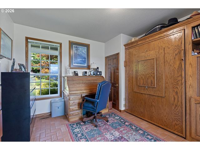 26993 S KINZY Rd, Estacada, OR 97023