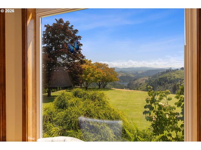 26993 S KINZY Rd, Estacada, OR 97023
