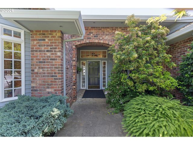 26993 S KINZY Rd, Estacada, OR 97023