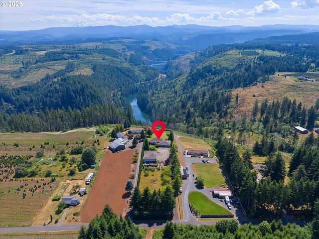 26993 S KINZY Rd, Estacada, OR 97023
