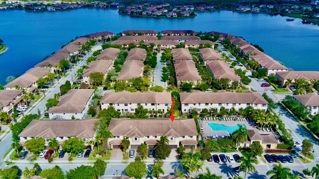 9623 Town Parc Circle S, Parkland, FL 33076