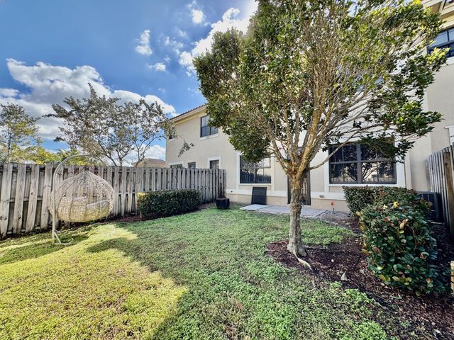 9623 Town Parc Circle S, Parkland, FL 33076