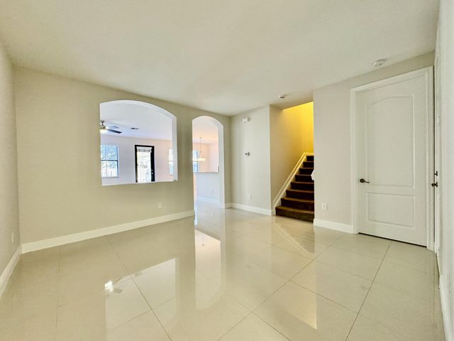 9623 Town Parc Circle S, Parkland, FL 33076