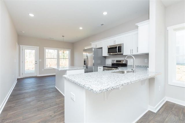 1061 Pinnix Loop, Burlington, NC 27217