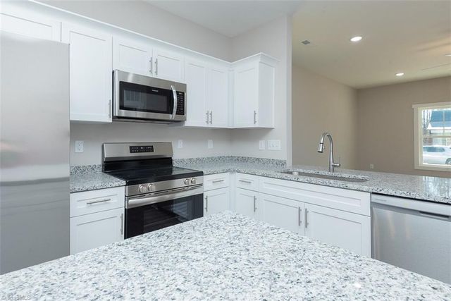 1061 Pinnix Loop, Burlington, NC 27217