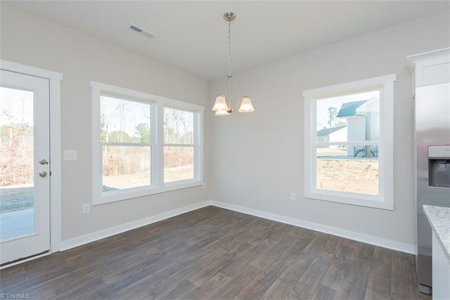 1061 Pinnix Loop, Burlington, NC 27217