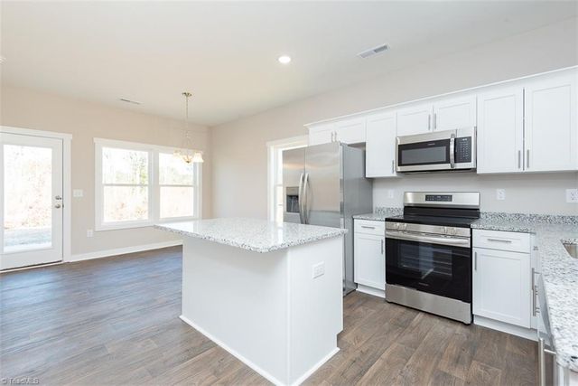1061 Pinnix Loop, Burlington, NC 27217