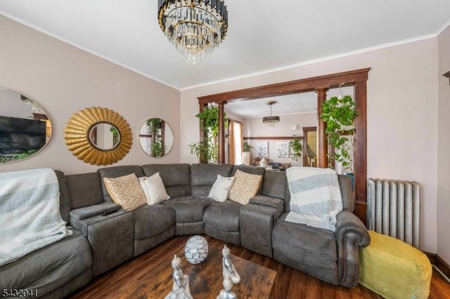1039 Anna St, Elizabeth City, NJ 07201