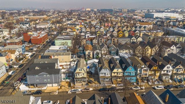 1039 Anna St, Elizabeth City, NJ 07201