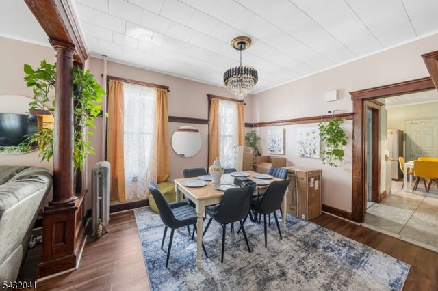 1039 Anna St, Elizabeth City, NJ 07201