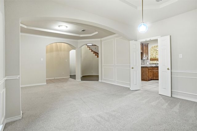 5231 Woodfield Drive, Grand Prairie, TX 75052