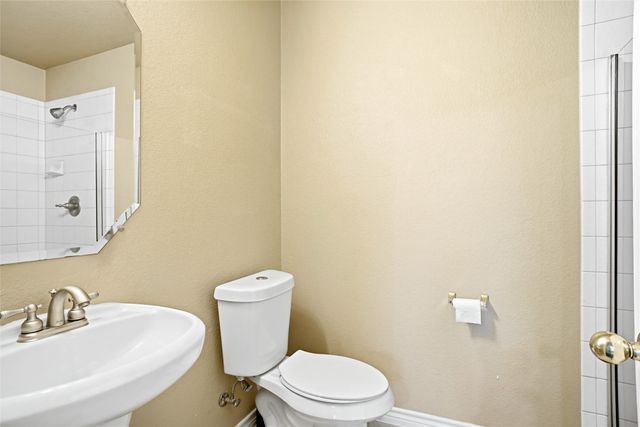5231 Woodfield Drive, Grand Prairie, TX 75052